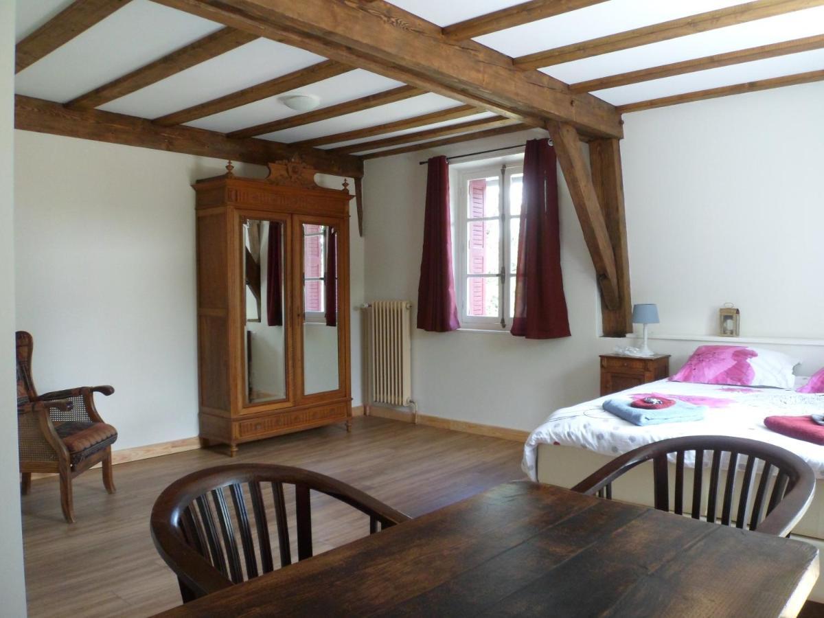 Le Pont Du Roy Bed & Breakfast Besse-et-Saint-Anastaise Exterior photo