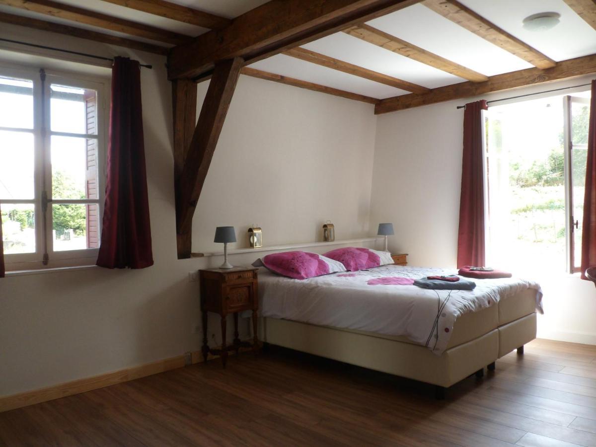 Le Pont Du Roy Bed & Breakfast Besse-et-Saint-Anastaise Exterior photo