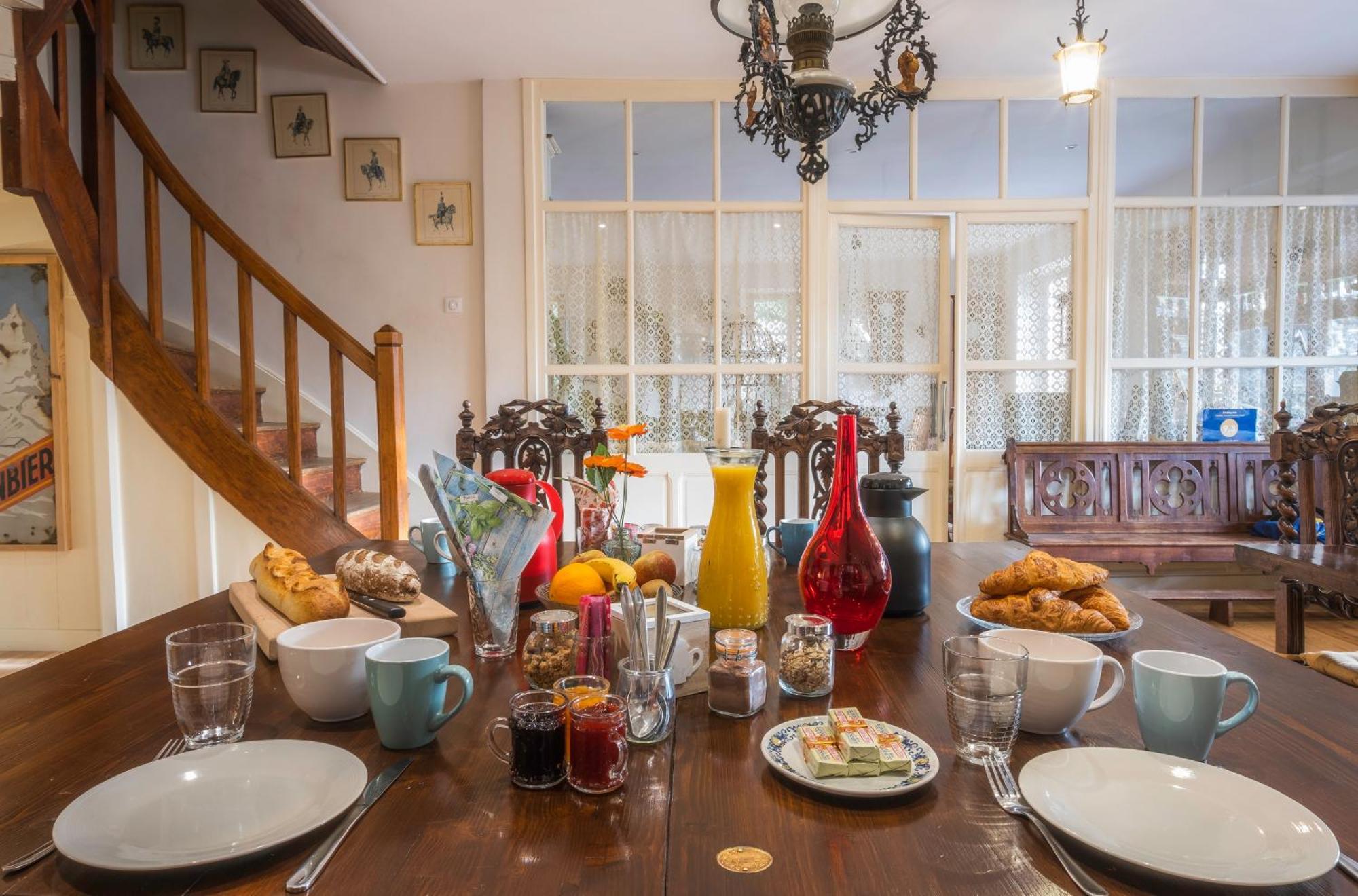 Le Pont Du Roy Bed & Breakfast Besse-et-Saint-Anastaise Exterior photo